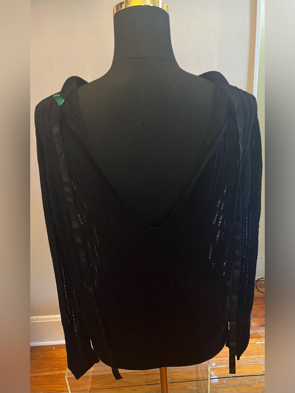 United Colors Of Benetton Lightweight Semi Sheer Knit Sweater Black Size Large - Picture 10 of 11